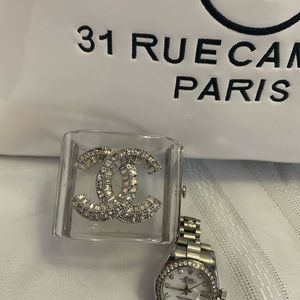 Timeless tote bracket n watch